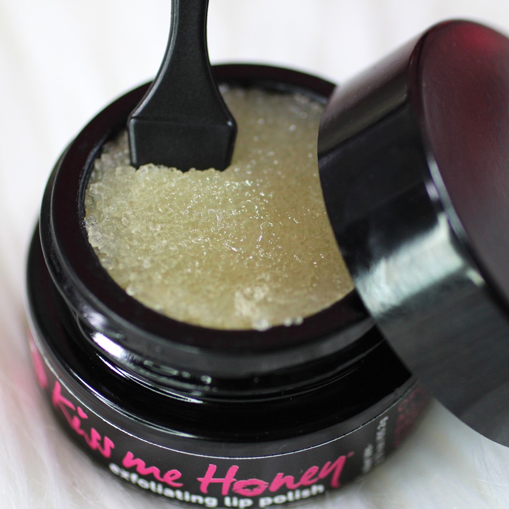 Kiss Me Honey organic lip polish exfoliator
