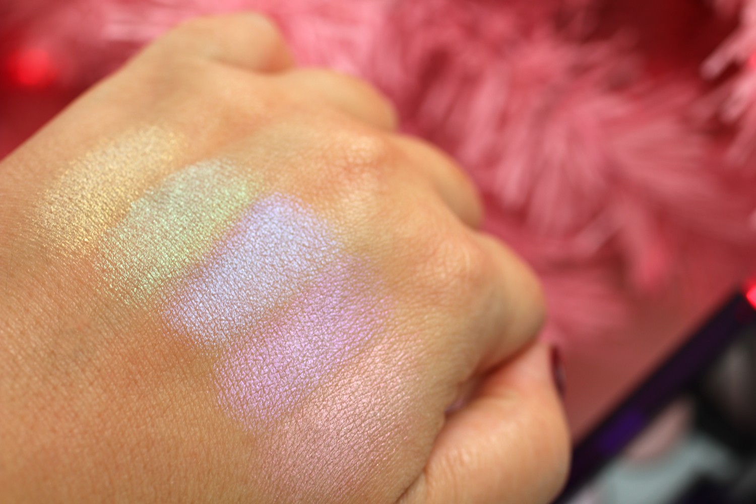Urban Decay Distortion Palette Holographic Eyeshadow